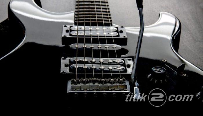7 Tips Merawat Gitar Elektrik agar Awet dan Tahan Lama