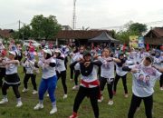 Antusias Warga Ikuti Senam Gemoy Partai PSI Mengguncang Desa Koncer Kidul kecamatan Tenggarang