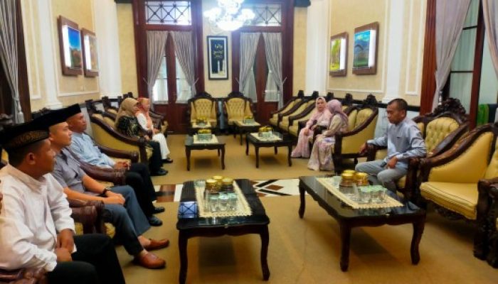 Dandim Bondowoso Berkunjung ke Pj Bupati dalam Rangka Silahturahmi Idul Fitri