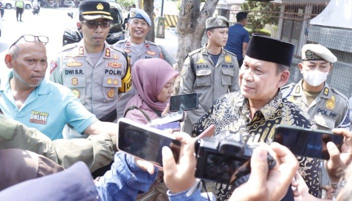 Aksi Damai PMII Situbondo Unras Tolak Wacana Bangun Wisata Karaoke Berlangsung Tertib