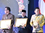 Bupati Situbondo Terima Penghargaan dari BKKBN RI