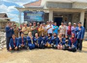 Pendampingan Pembuatan Pupuk Organik oleh Babinsa Kodim 0822/14 Botolinggo, Hindari Pemakaian Pupuk Kimia
