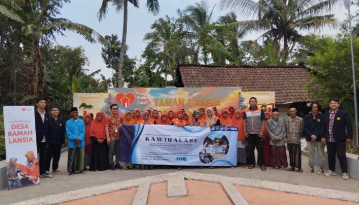 Guru Besar Unej Bidang Keperawatan Komunitas Beri Pelatihan Kader Pos Taman Lansia Barokah Rumah Zakat