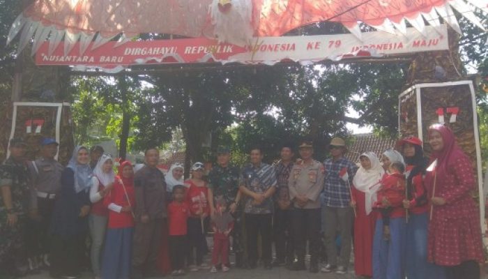 Didampingi Muspika dan Kepala Desa,PJ Bupati Bondowoso Saat Launching Kampung Pancasila Desa Tapen