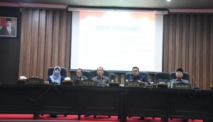 Kasdim 0822 Bondowoso Hadiri Rapat Paripurna DPRD: Bahas Perubahan APBD 2024 dan KUA PPAS 2025