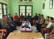Keluarga Besar Perhutani Bondowoso Memberikan Selamat Kepada Pak Karto Untuk Tugas Barunya sebagai Asper KBKPH Bajulmati