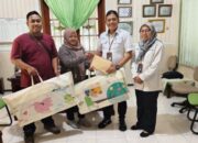 Penyerahan CSR/TJSL Bantuan Sarana Pendidikan Sekolah TK Tunas Rimba binaan Perhutani Bondowoso