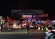 Toko Wijaya 2 Terbakar Hanguskan Semua Isi Toko Di Situbondo