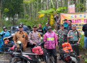 TINDAKLANJUTI PERINTAH ADM PERHUTANI, DARMAN ASPER KBKPH SUKOSARI LAKSANAKAN SOSIALISASI DAN PEMASANGAN PLANG HIMBAUAN