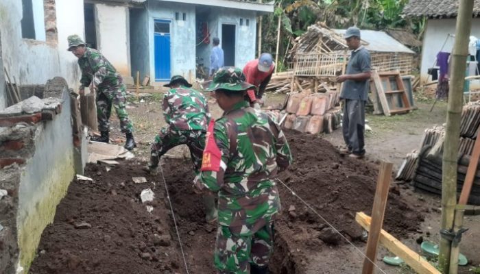 Pra TMMD 123, Kodim 0822 Bondowoso Bangun Mushola di Desa Trotosari