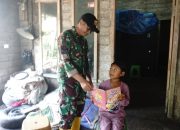Prajurit TNI Ini Dapat Pujian! Bantu Anak Warga Kerjakan PR di Tengah TMMD
