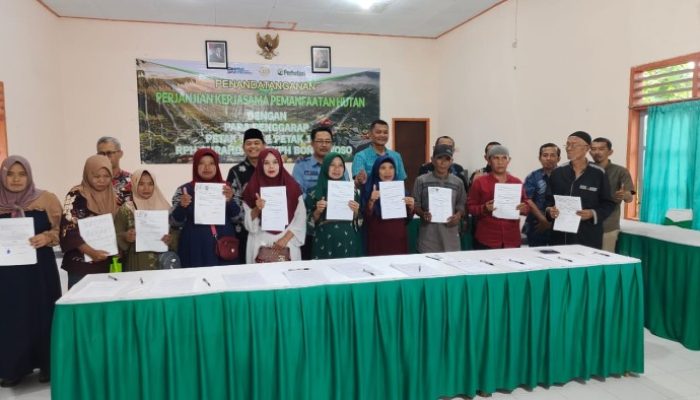 PERUM PERHUTANI KPH BONDOWOSO GELAR KERJASAMA KEMITRAAN DENGAN MASYARAKAT