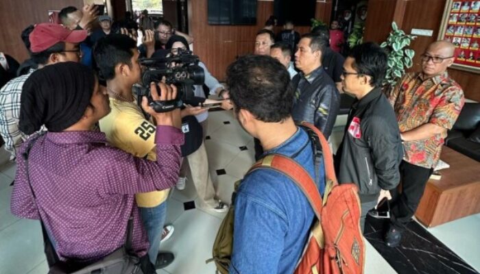 Laporan Relawan Jokowi, kepada Roy Suryo, Rismon Sianipar, Rizal Fadillah dan Dokter Tifa, Diproses Polres Jakarta Pusat