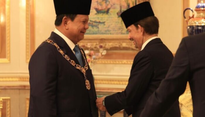 Bintang Kehormatan dari Negara Brunai Darussalam Diberikan Kepada Presiden Prabowo Subianto