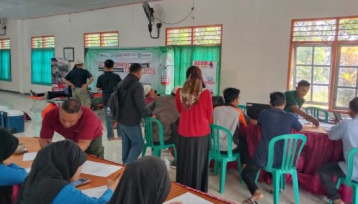 Moment Kemerdekaan RI ke 80 Perhutani Bondowoso Bersama IIK-P lakukan Bakti Sosial Donor Darah