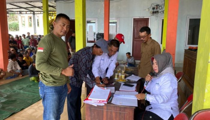 Perhutani KPH Bondowoso dan Pemerintah Desa Alas Bayur Teken Perjanjian Kerjasama Pengelolaan Kawasan Hutan