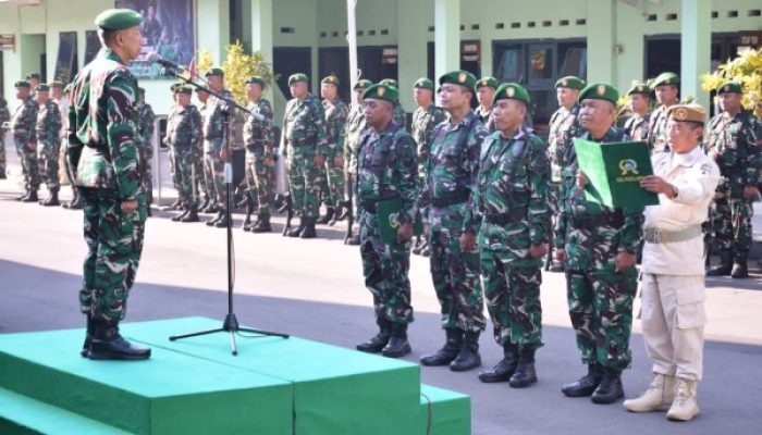 Semangat Merah Putih di Halaman Makodim 0822 Bondowoso: Wujud Pengabdian dan Cinta Tanah Air