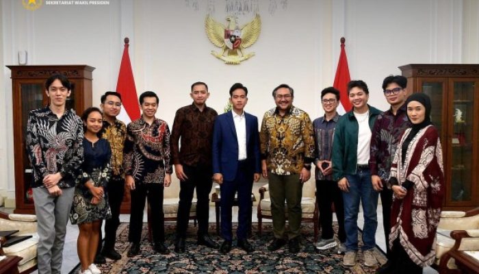 Dukung penguatan ekosistem kecerdasan buatan (AI) nasional yang adaptif, inklusif, dan berdaya saing global,Mas Wapres Gibran Rakabuming menerima audiensi AI Forum Indonesia di Istana Wapres, Jakarta, Kamis (30/10/2025).