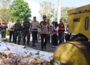 Polres Bondowoso Musnahkan Ribuan Miras dan Puluhan Knalpot Brong
