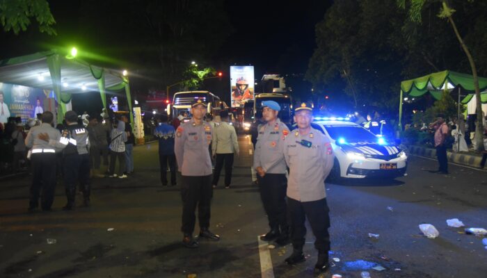 Kapolres Bondowoso Kawal Keberangkatan 568 Jamaah Haji ke Tanah Suci