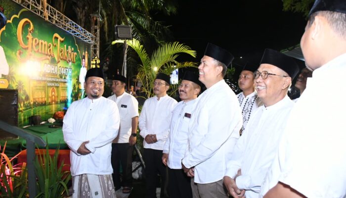Bupati, Dandim dan Kapolres Bondowoso Kompak Tabuh Bedug Gema Takbir Idul Adha 2026