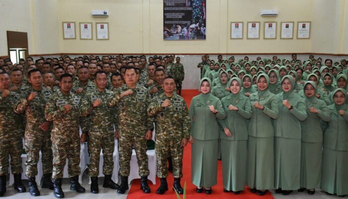 Danrem 083/Bdj Kunjungi Kodim Bondowoso, Tegaskan Prajurit Harus Humanis dan Adaptif