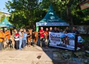 Tebar Keberkahan Iduladha, Perhutani KPH Bondowoso Bersama Ta’mir Masjid Al-Istiqomah Salurkan Daging Qurban kepada Masyarakat