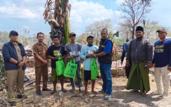 Nasim Khan Indonesia bersama SAHMASY Bantu Korban Kebakaran di Gayam Jumas Botolinggo