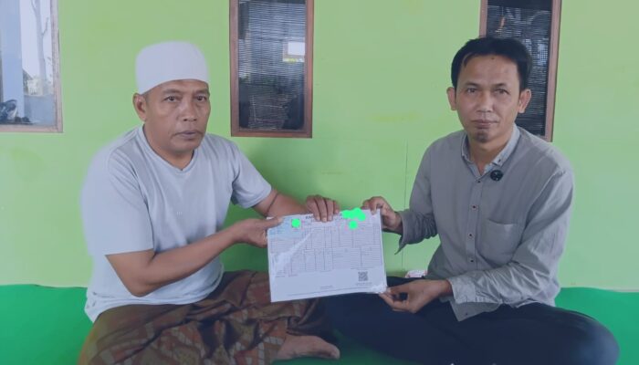 GPDB Kembali Serahkan Dokumen Kependudukan Kepada Warga