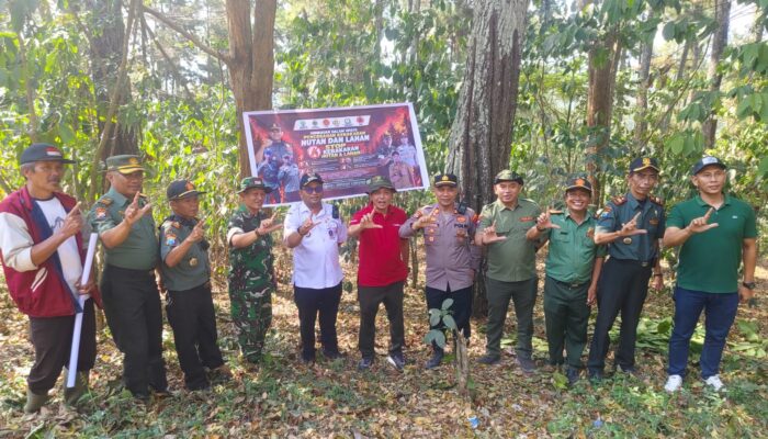 Perhutani KPH Bondowoso Bersama Muspika Sumberberingin Tegaskan Komitmen “Hutan Lestari, Masyarakat Sejahtera
