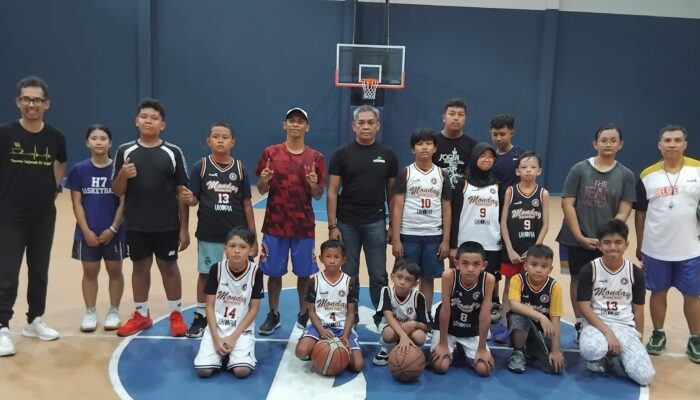 Eko Baskoro Kunjungi Monday 22 Basketball Academy di Malang, Disambut Hangat dan Penuh Kebahagiaan