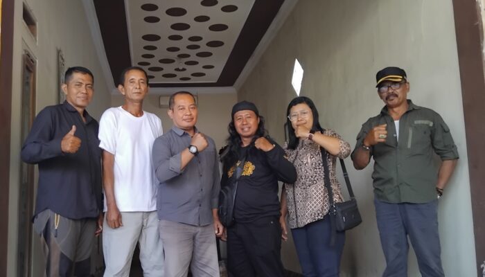 Kunjungan Ketua DPC LSM Penjara Indonesia Situbondo ke Sekretariat Bondowoso