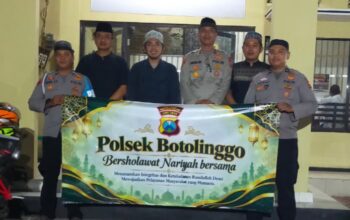 Menanamkan Integritas & Keteladanan Rasulullah, Ratusan Jamaah Padati Sholawat Nariyah di Botolinggo